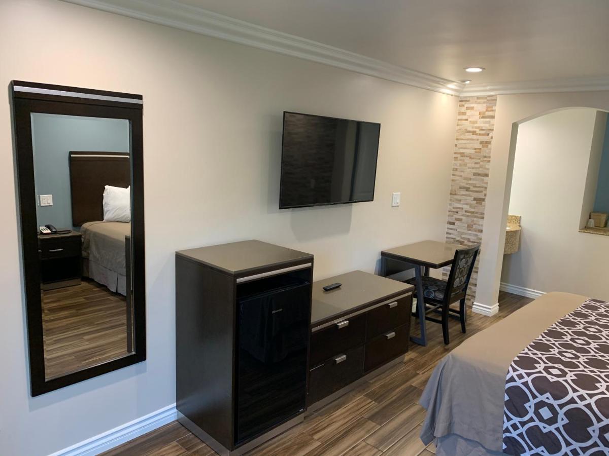 Walnut Inn & Suites West Covina Kültér fotó