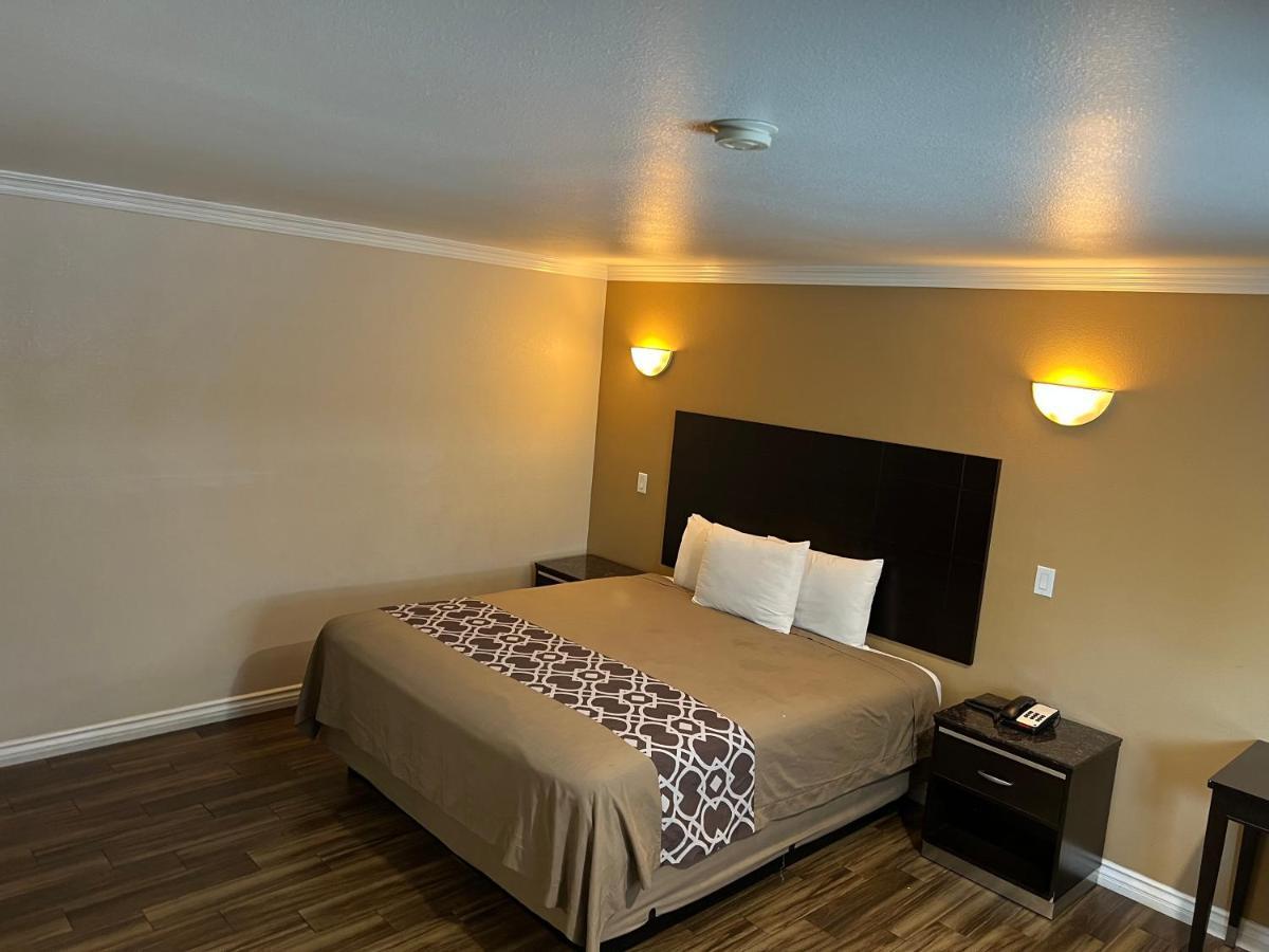 Walnut Inn & Suites West Covina Kültér fotó