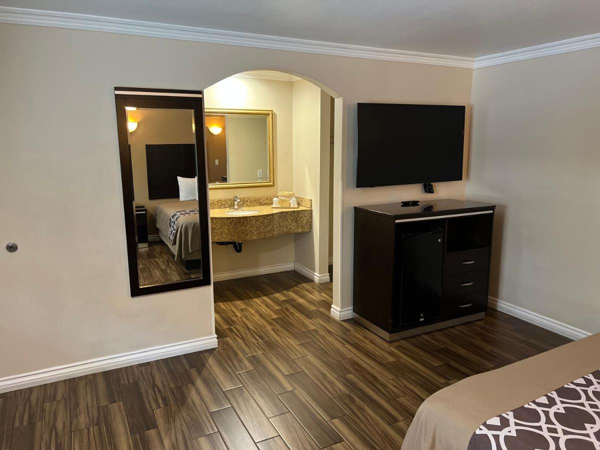 Walnut Inn & Suites West Covina Kültér fotó