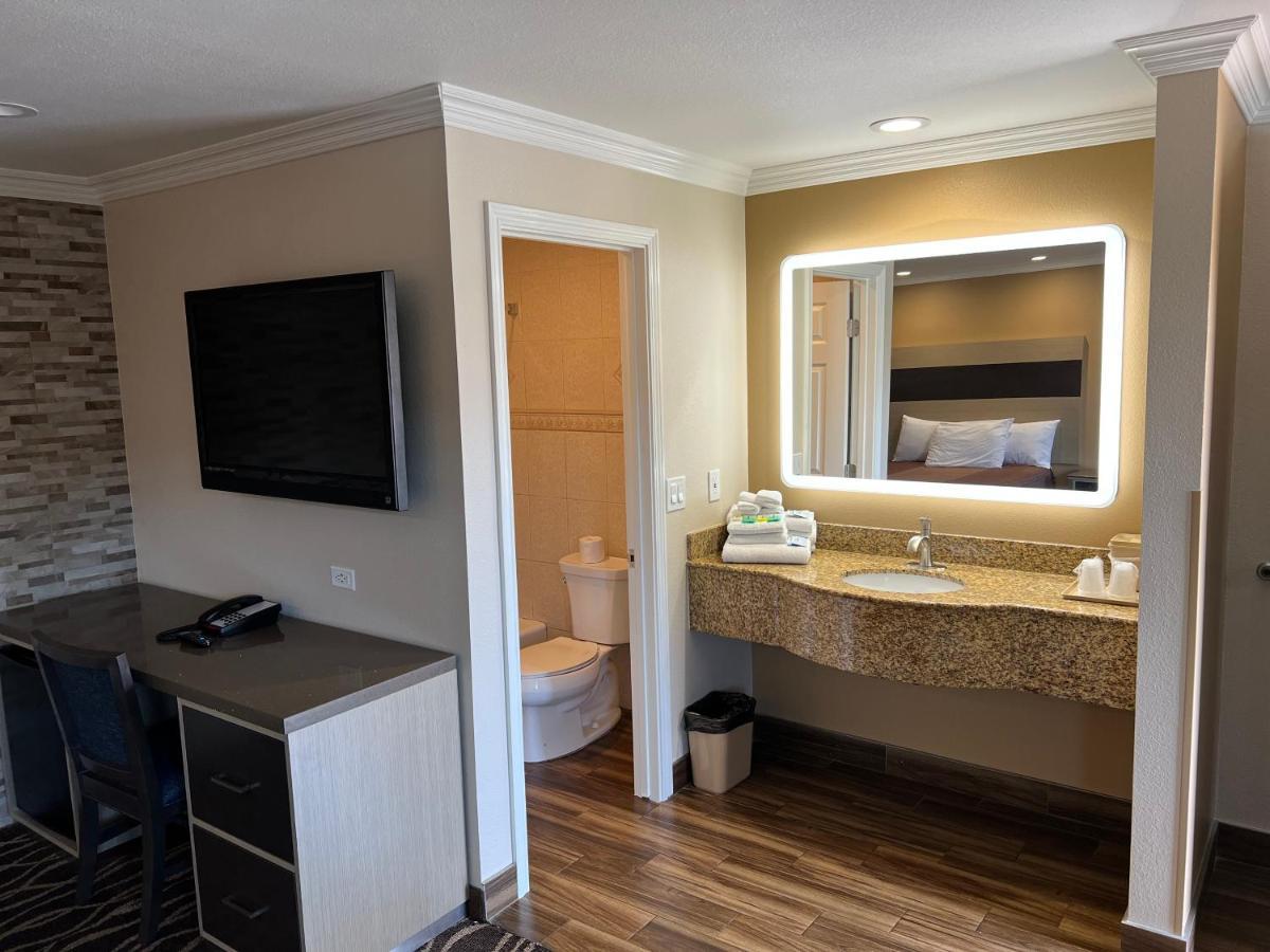 Walnut Inn & Suites West Covina Kültér fotó