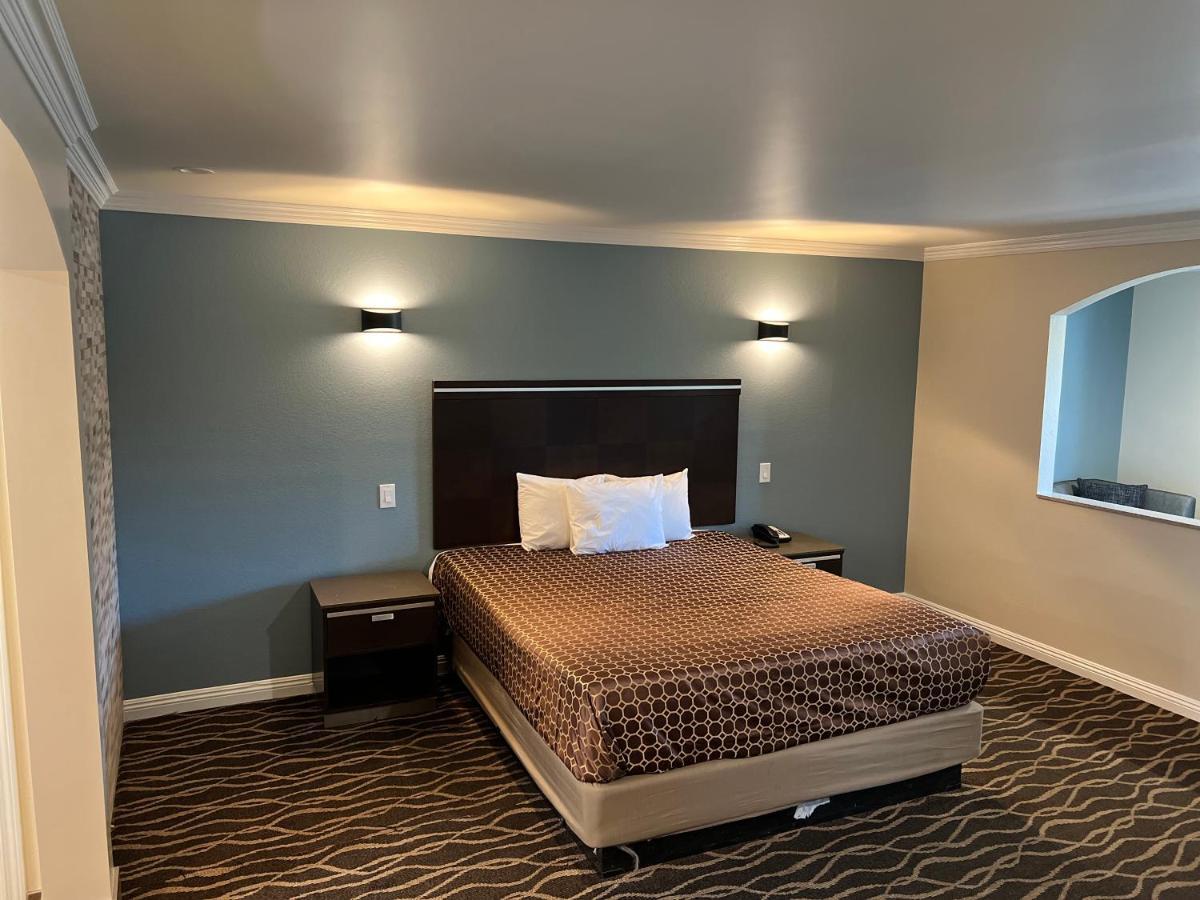 Walnut Inn & Suites West Covina Kültér fotó
