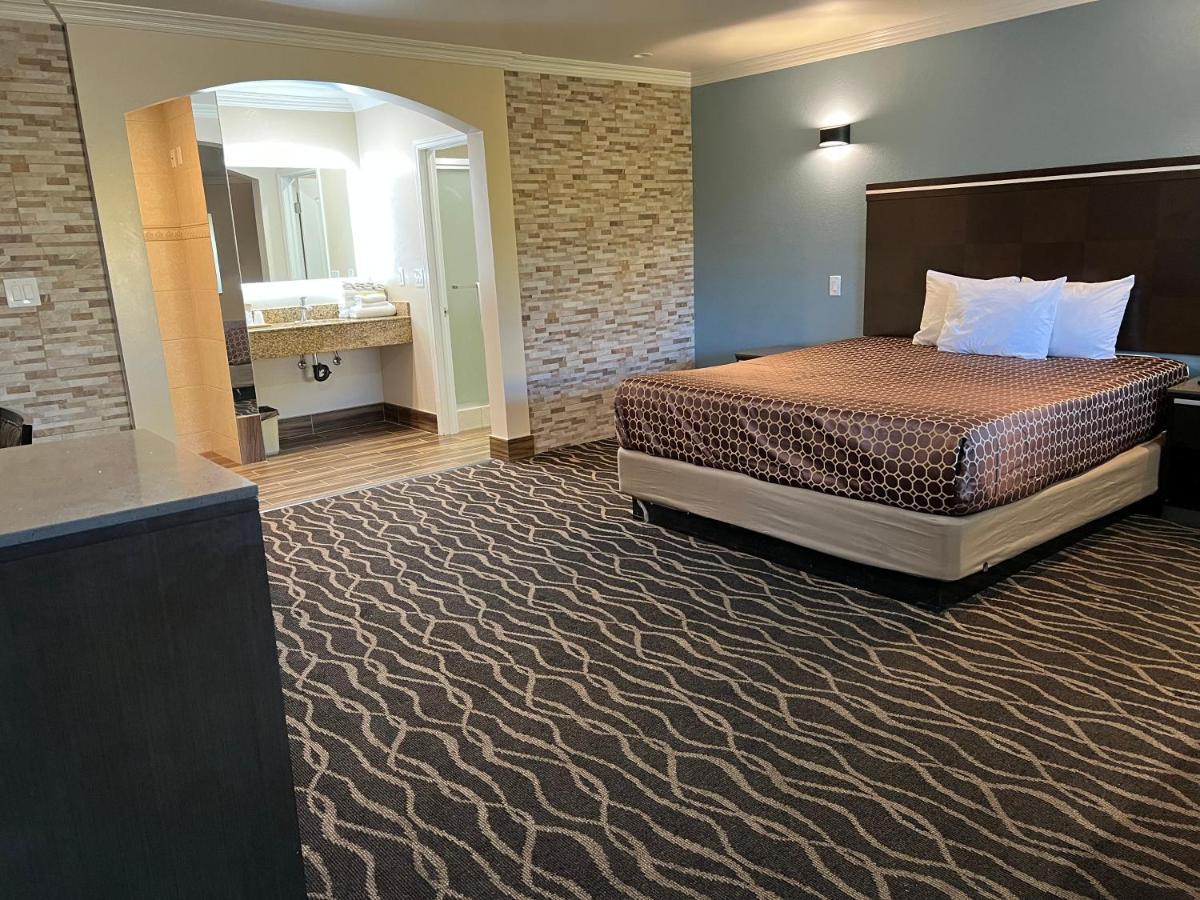 Walnut Inn & Suites West Covina Kültér fotó