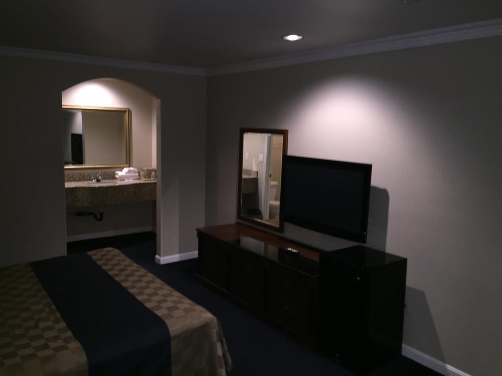 Walnut Inn & Suites West Covina Kültér fotó