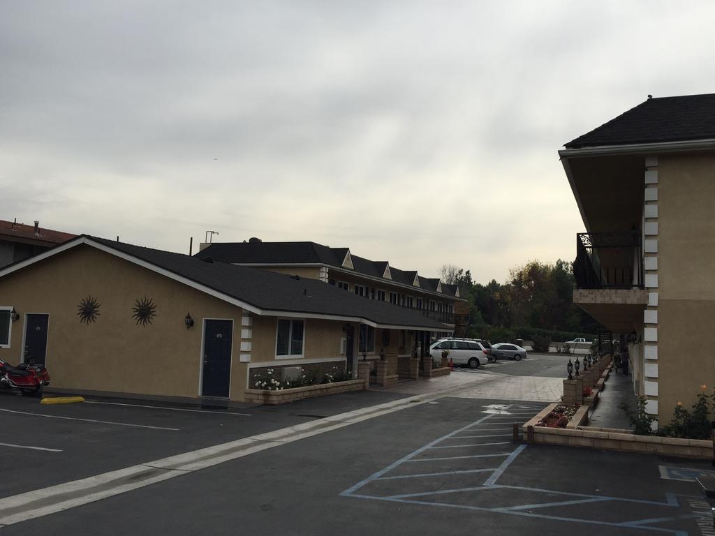 Walnut Inn & Suites West Covina Kültér fotó