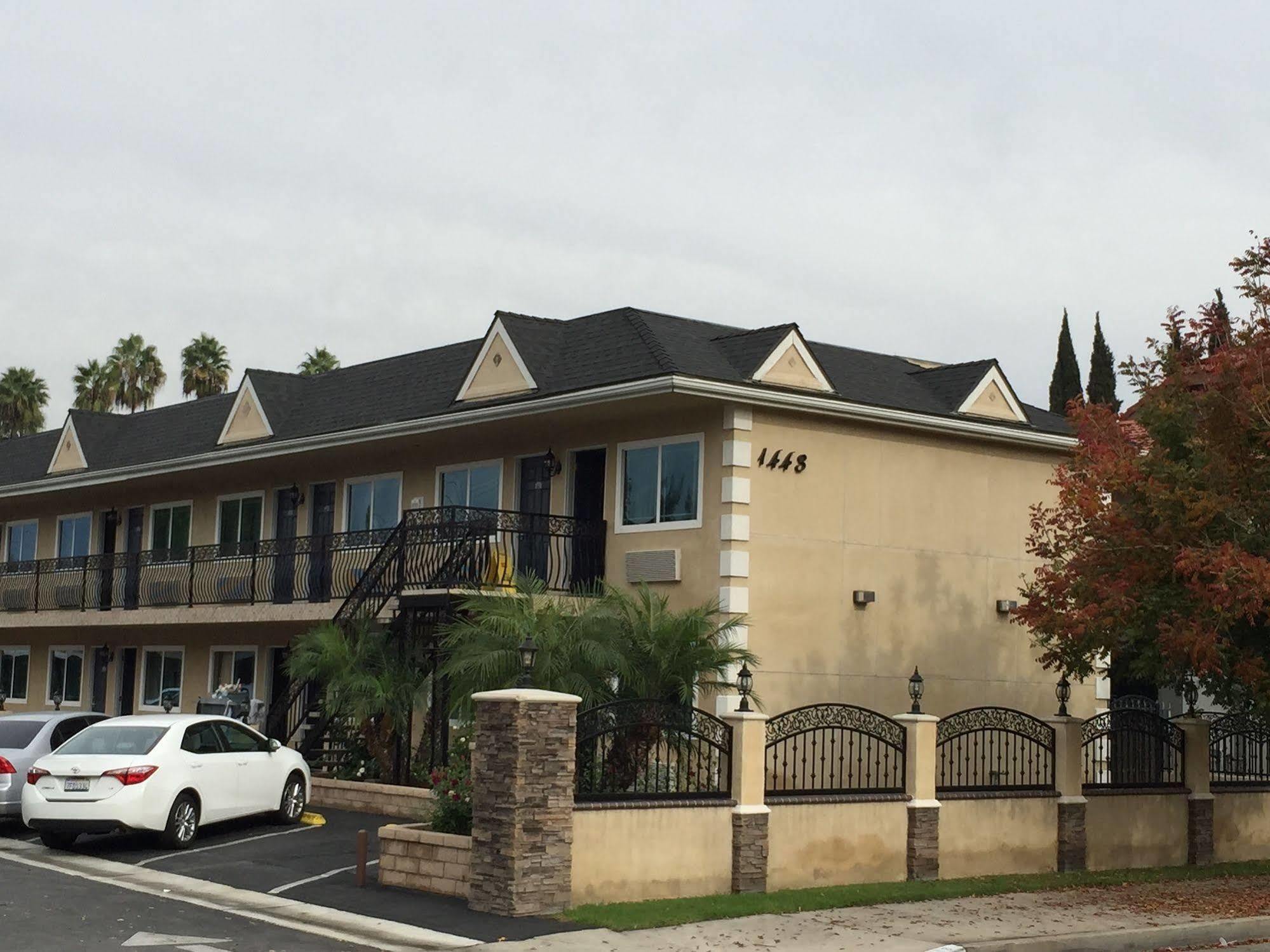 Walnut Inn & Suites West Covina Kültér fotó