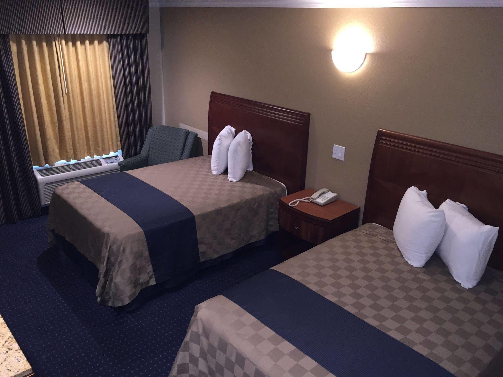 Walnut Inn & Suites West Covina Kültér fotó