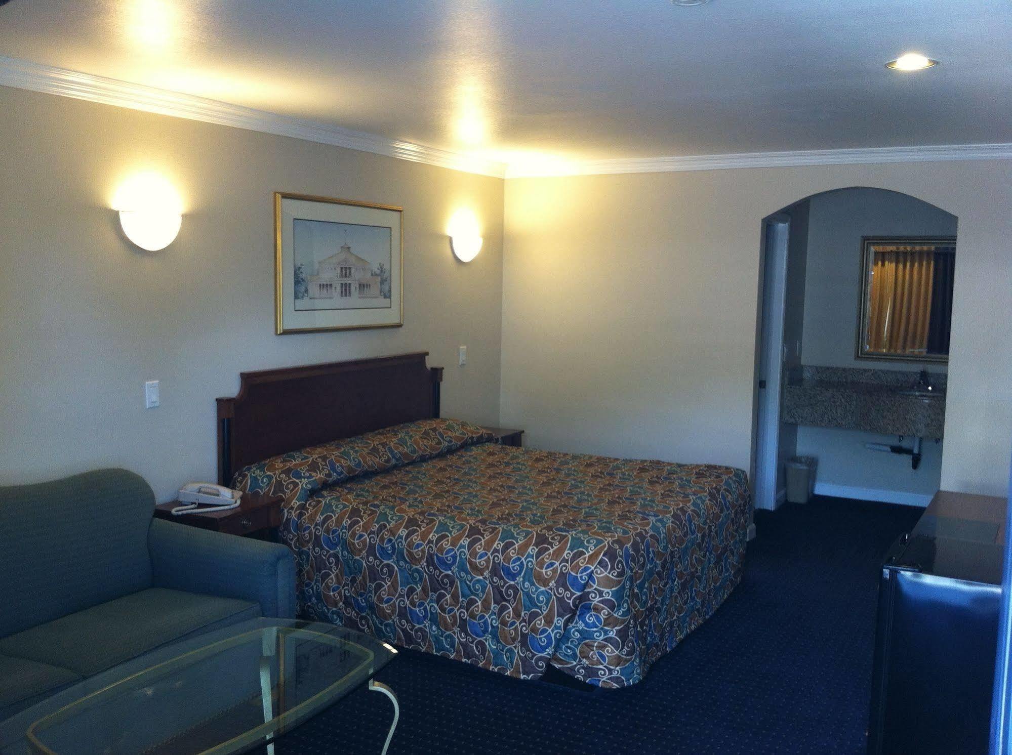 Walnut Inn & Suites West Covina Kültér fotó