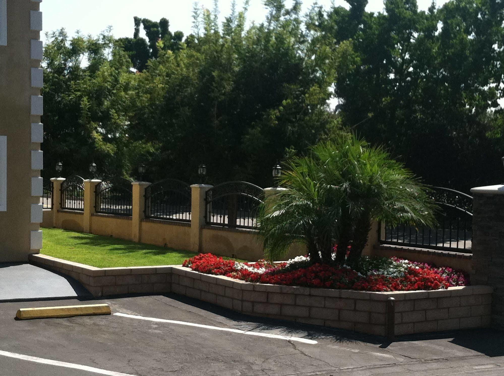 Walnut Inn & Suites West Covina Kültér fotó